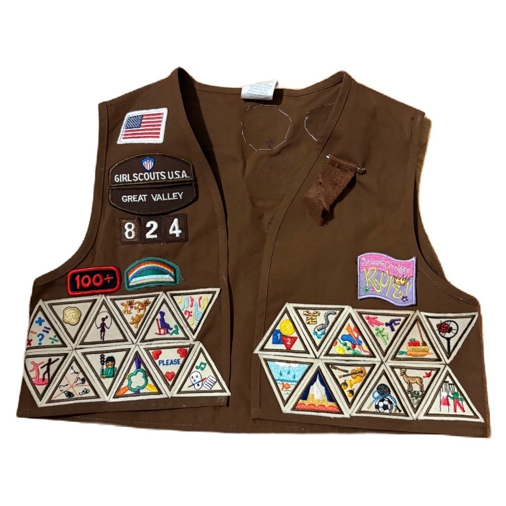 Vintage Girl Scout Brownie Vest 2006 Patches Brown Kids